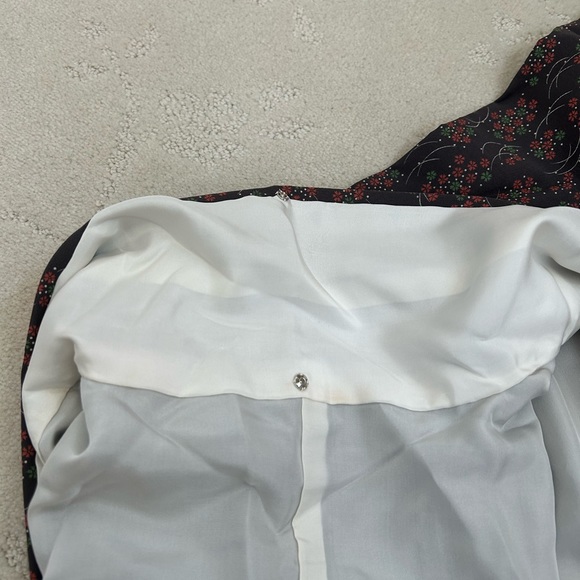 Beautiful Vintage floral dark purple kimono perfect for fall imported Japan - Picture 7 of 8